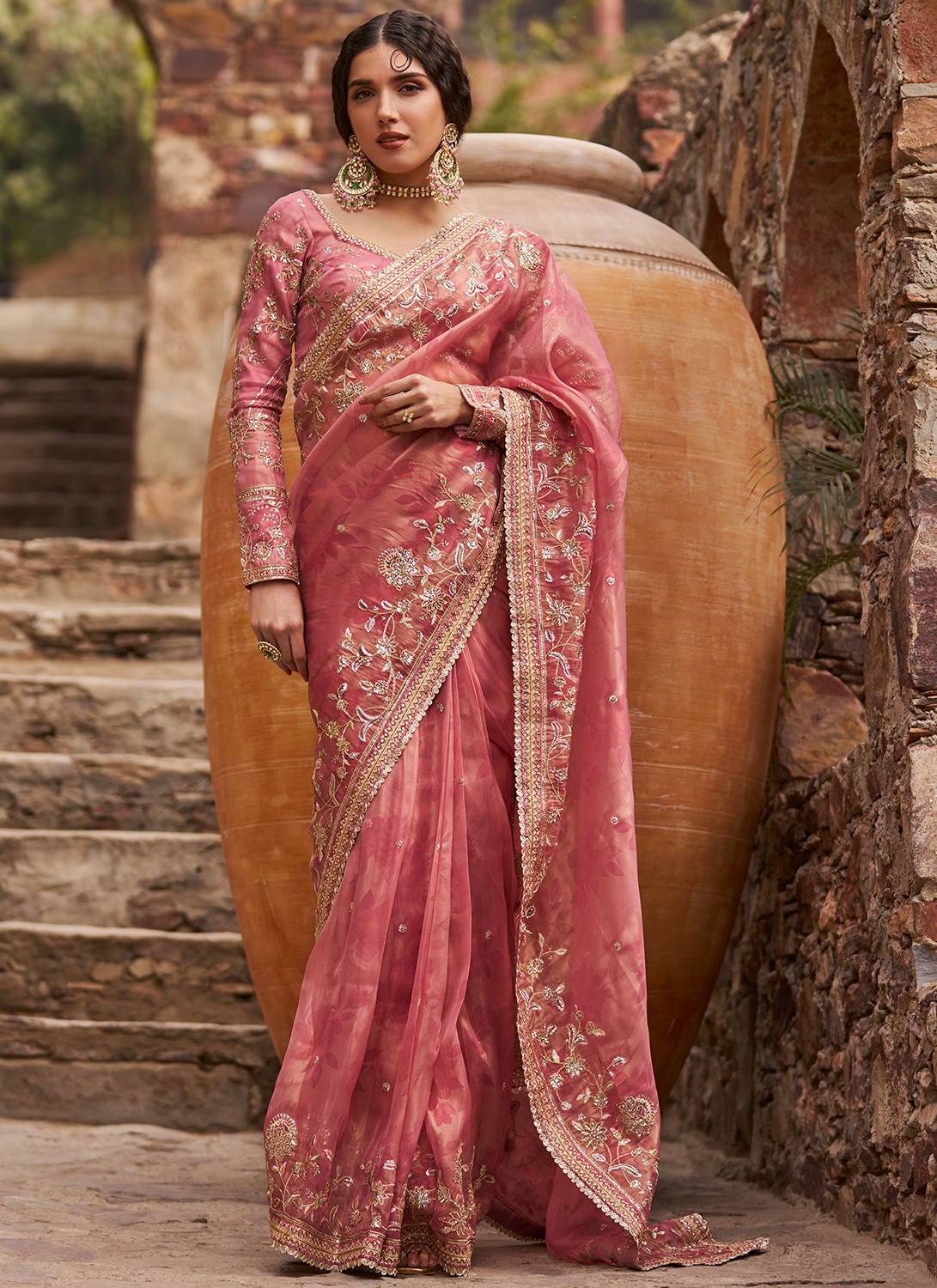 Bollywood Celebrity Aliya Bhatt Inspired Bollywood Replica Saree for W –  www.soosi.co.in
