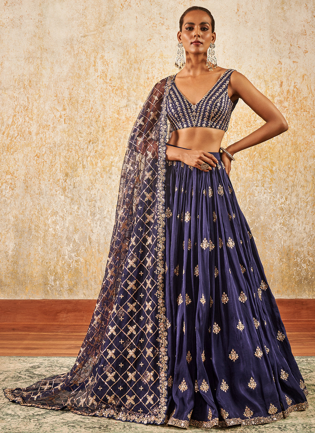Brocade - Contemporary - Indo-Western Dresses: Buy Indo-Western Outfits for  Women Online | Utsav Fashion