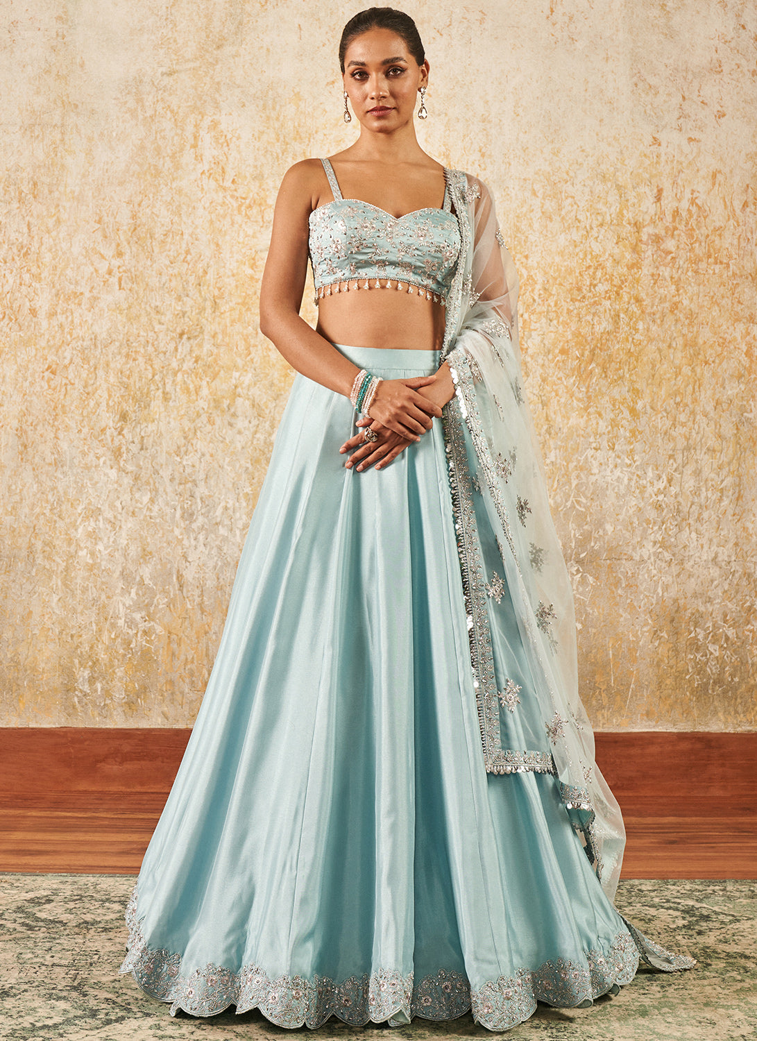Georgette Wedding Wear Fancy Top with lehenga (Two Piece) Lehenga choli at  Rs 1999 in Surat