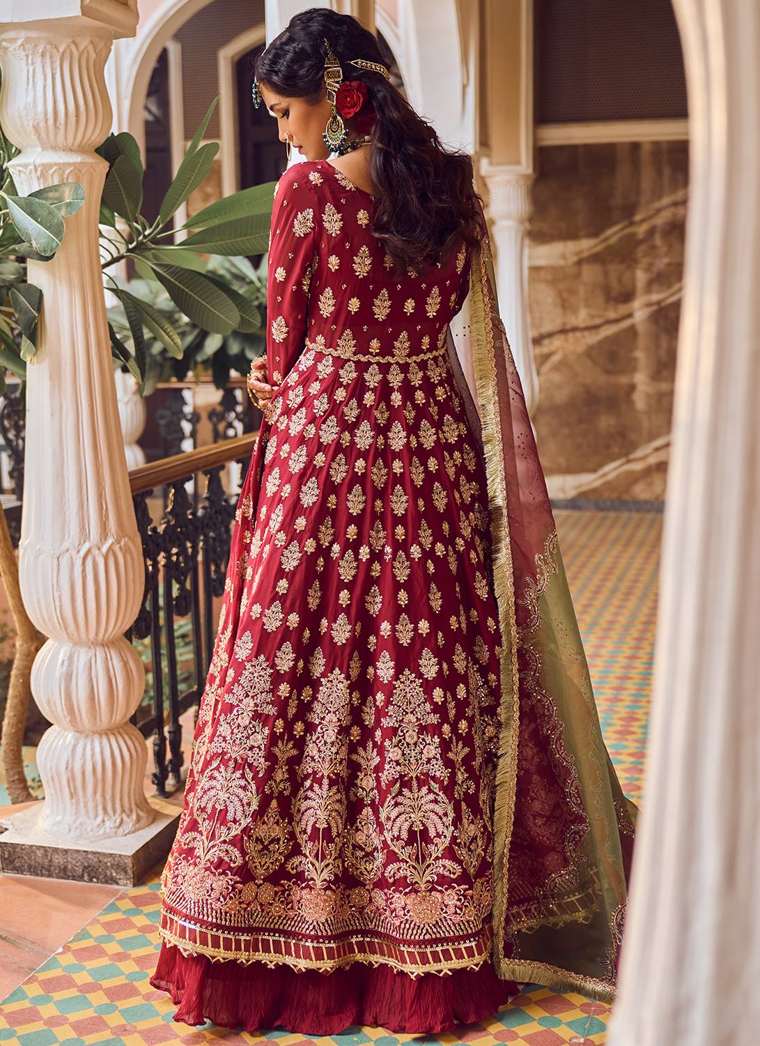 Have a Look on Party Wear Anarkali Suits & Lehengas by Manndola –  Freelancer Fashion by Aditi