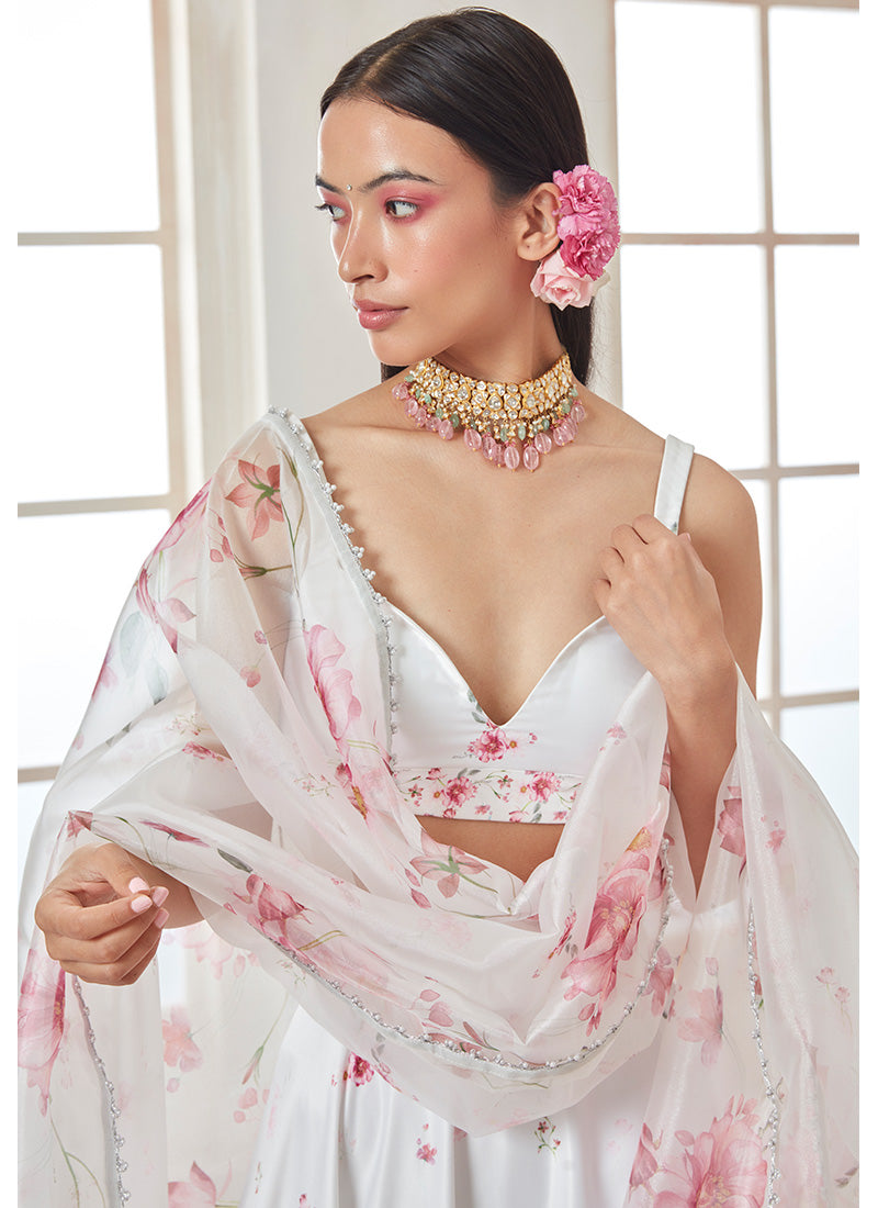 Delightful Spring/ Summer Floral Lehenga and Saree Designs for 2019 |  Latest bridal lehenga, Wedding lehenga designs, Diwali outfits